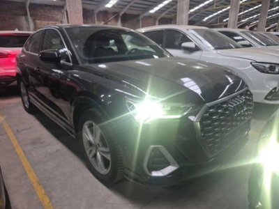 Audi Q3 Sportback 35 2.0 tdi S line edition s-tronic (2)