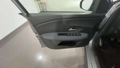 Dacia Sandero Streetway 1.2 Eco-G Expression 120cv auto (7)