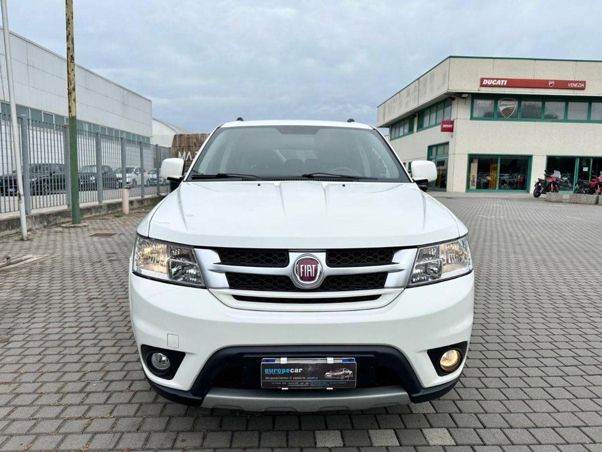 Fiat Freemont 2.0 Mjt 170 CV 4x4 Automatica Lounge (3)