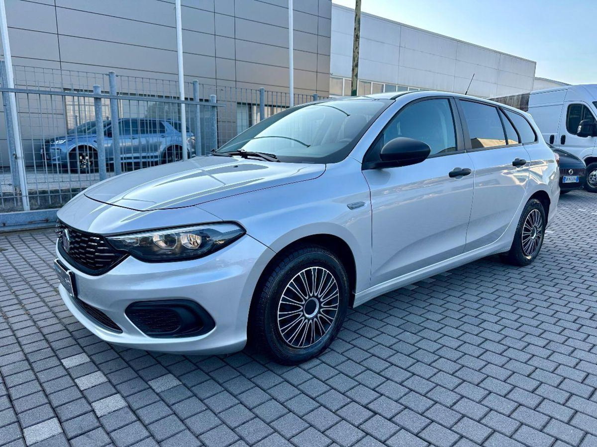Fiat Tipo Station Wagon Tipo 1.4 SW Easy (4)