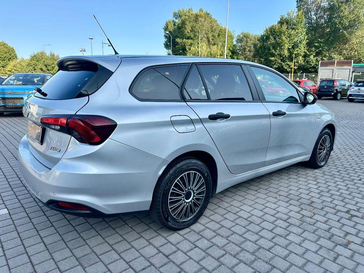 Fiat Tipo Station Wagon Tipo 1.4 SW Easy (6)