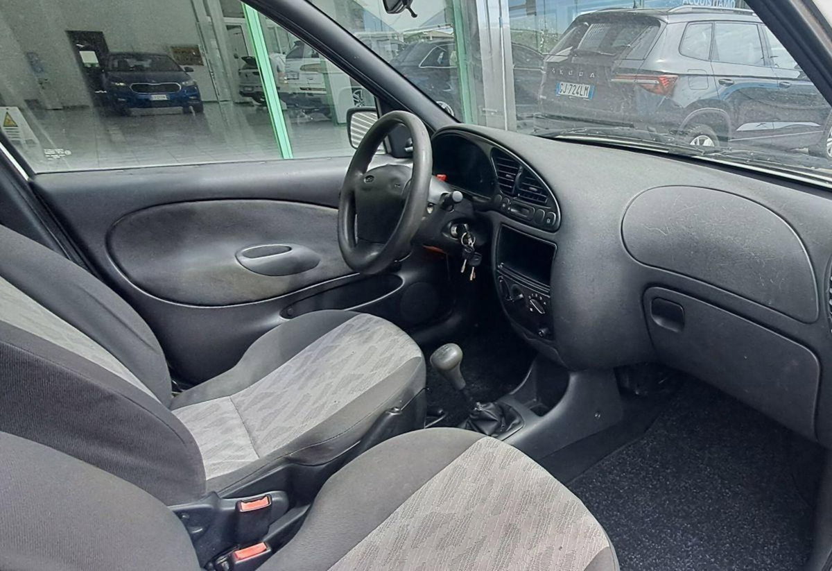 Ford Courier 1.8 diesel cat 3p. (5)