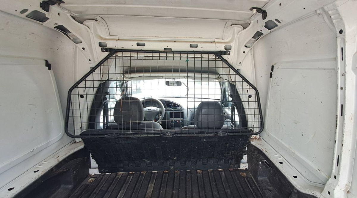 Ford Courier 1.8 diesel cat 3p. (7)