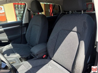 Volkswagen Golf Variant 1.0 eTSI EVO DSG Life (10)