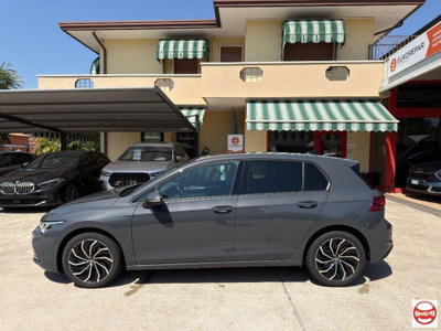 Volkswagen Golf Variant 1.0 eTSI EVO DSG Life (2)