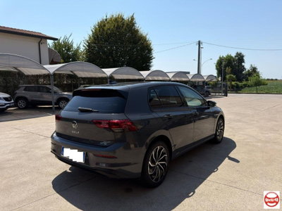 Volkswagen Golf Variant 1.0 eTSI EVO DSG Life (5)