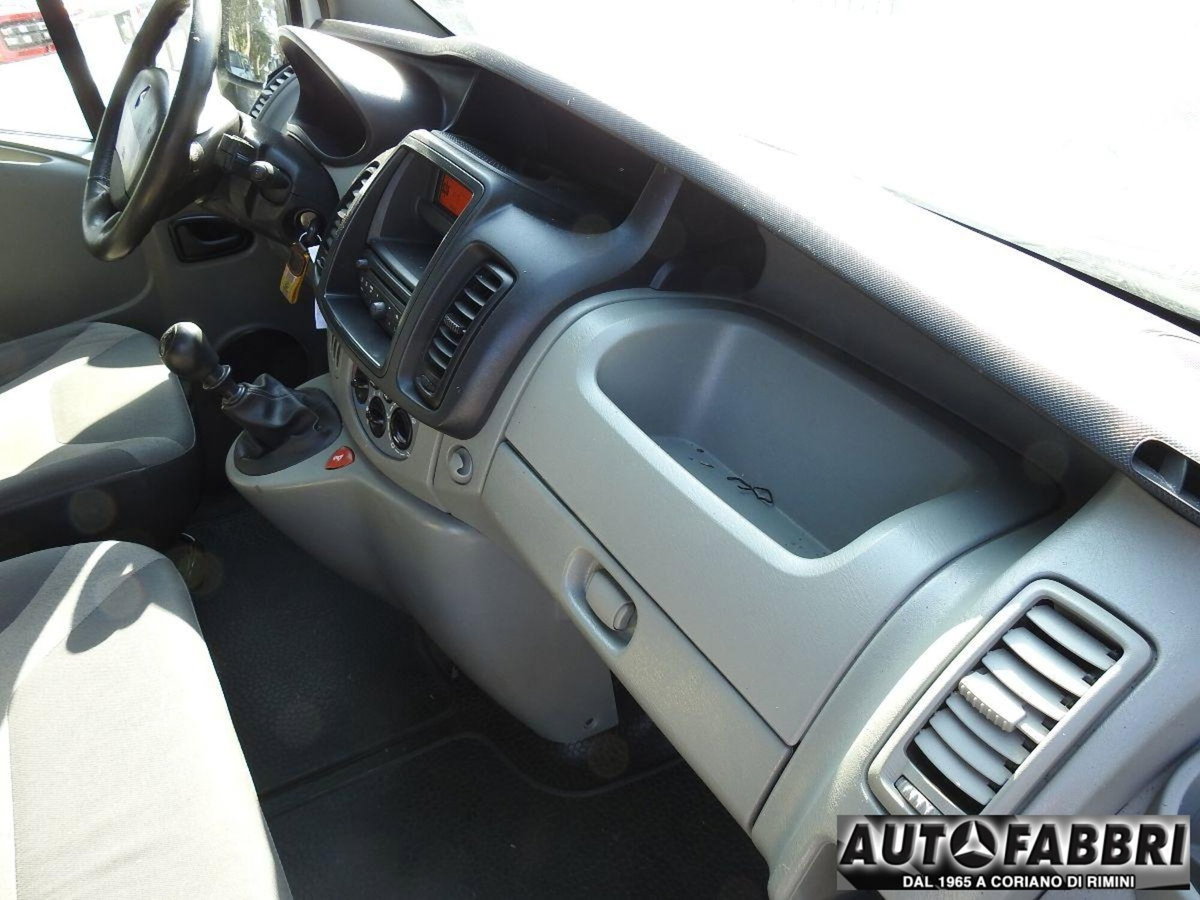Renault Trafic Furgone T29 2.0 dCi/115 PC-TN Furgone (12)