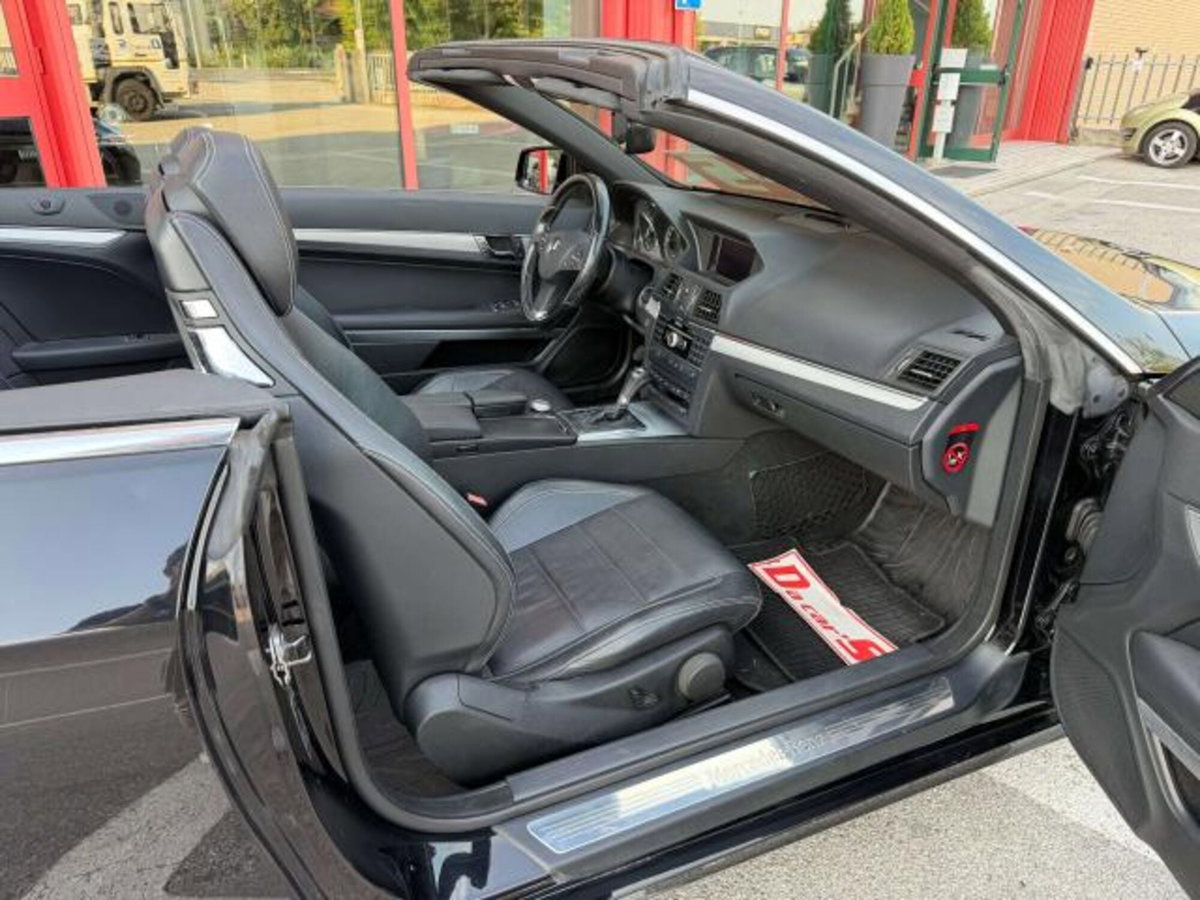 Mercedes-Benz Classe E Cabrio 220 CDI Cabrio BlueEFFICIENCY Avantgarde (8)