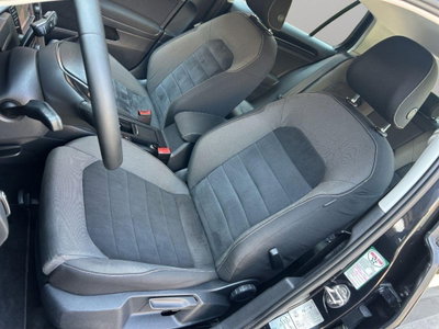 Volkswagen Golf Sportsvan 1.6 TDI 110 CV DSG Executive BMT (12)