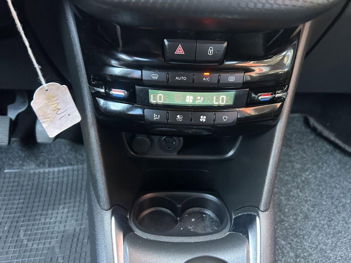 Peugeot 208 75 5 porte Allure (17)