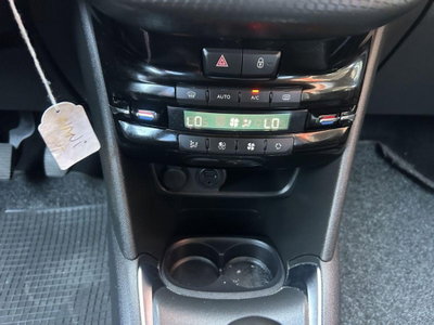 Peugeot 208 75 5 porte Allure (17)