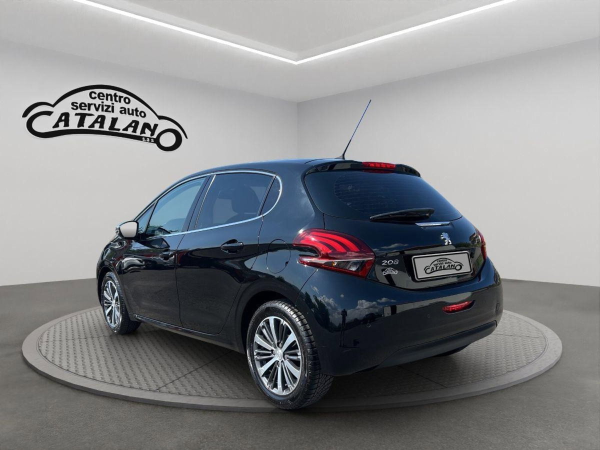 Peugeot 208 75 5 porte Allure (3)