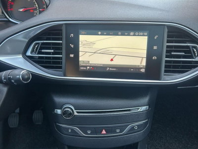 Peugeot 308 BlueHDi 130 S&S EAT8 GT Line (15)