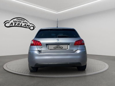 Peugeot 308 BlueHDi 130 S&S EAT8 GT Line (4)