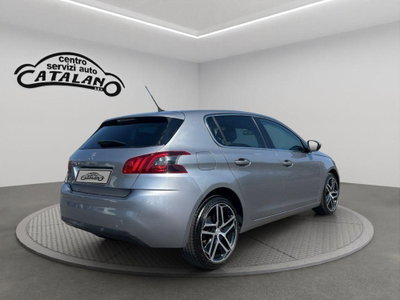 Peugeot 308 BlueHDi 130 S&S EAT8 GT Line (5)