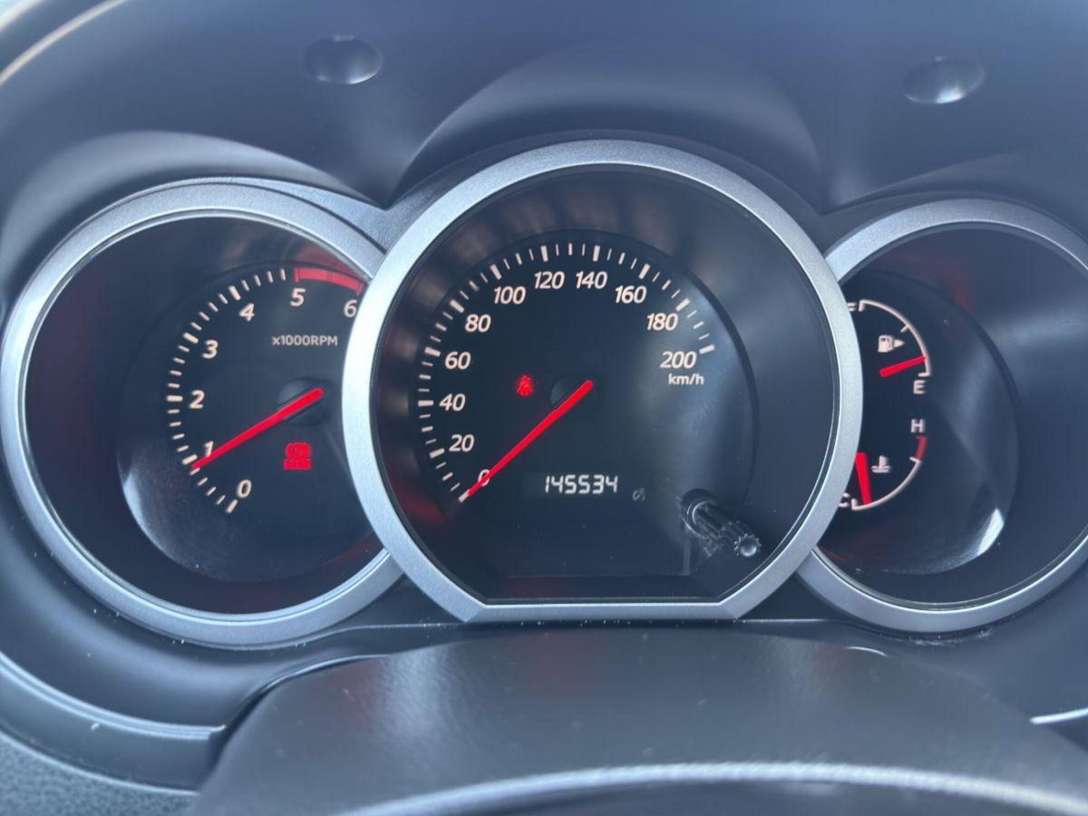 Suzuki Grand Vitara 1.9 DDiS 3 porte Offroad (17)