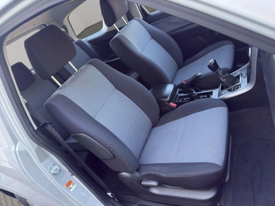 Suzuki Grand Vitara 1.9 DDiS 3 porte Offroad (19)