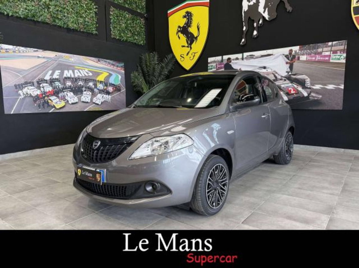 Lancia Ypsilon 1.0 FireFly 5 porte S&S Hybrid Gold Plus