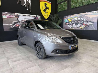 Lancia Ypsilon 1.0 FireFly 5 porte S&S Hybrid Gold Plus (3)