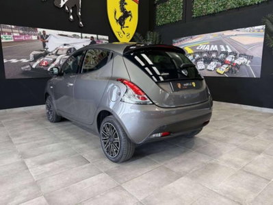 Lancia Ypsilon 1.0 FireFly 5 porte S&S Hybrid Gold Plus (7)
