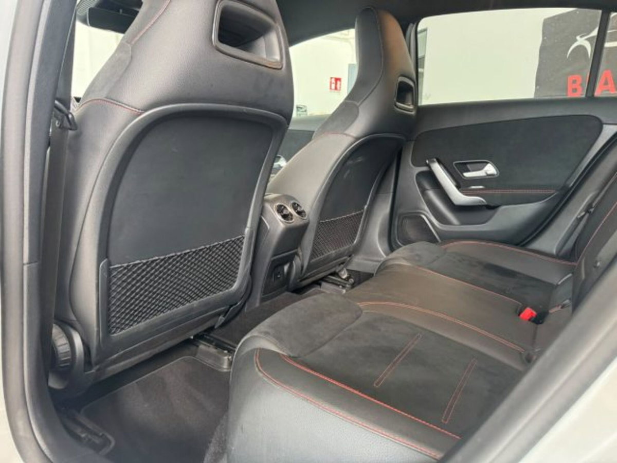 Mercedes-Benz GLB 200 d AMG Line Premium Plus 4matic auto 7p.ti (13)