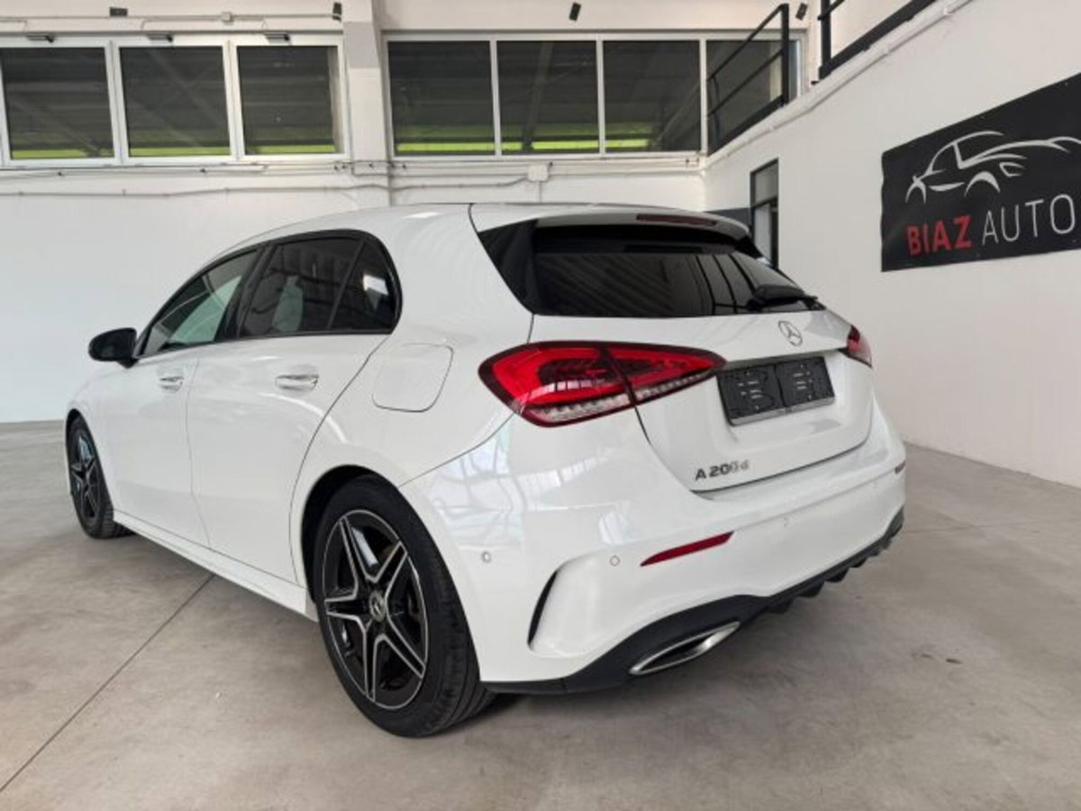 Mercedes-Benz GLB 200 d AMG Line Premium Plus 4matic auto 7p.ti (3)