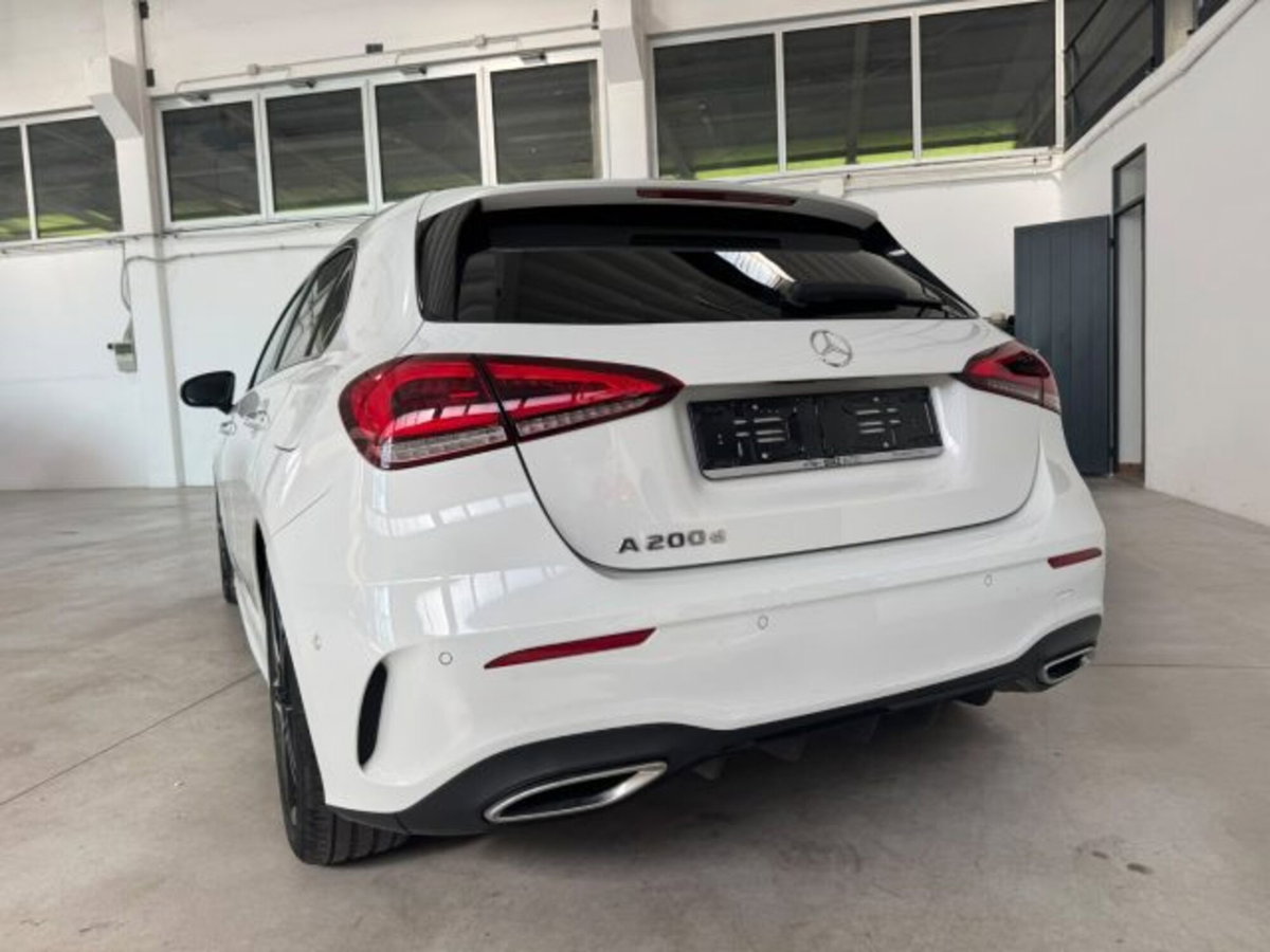 Mercedes-Benz GLB 200 d AMG Line Premium Plus 4matic auto 7p.ti (5)