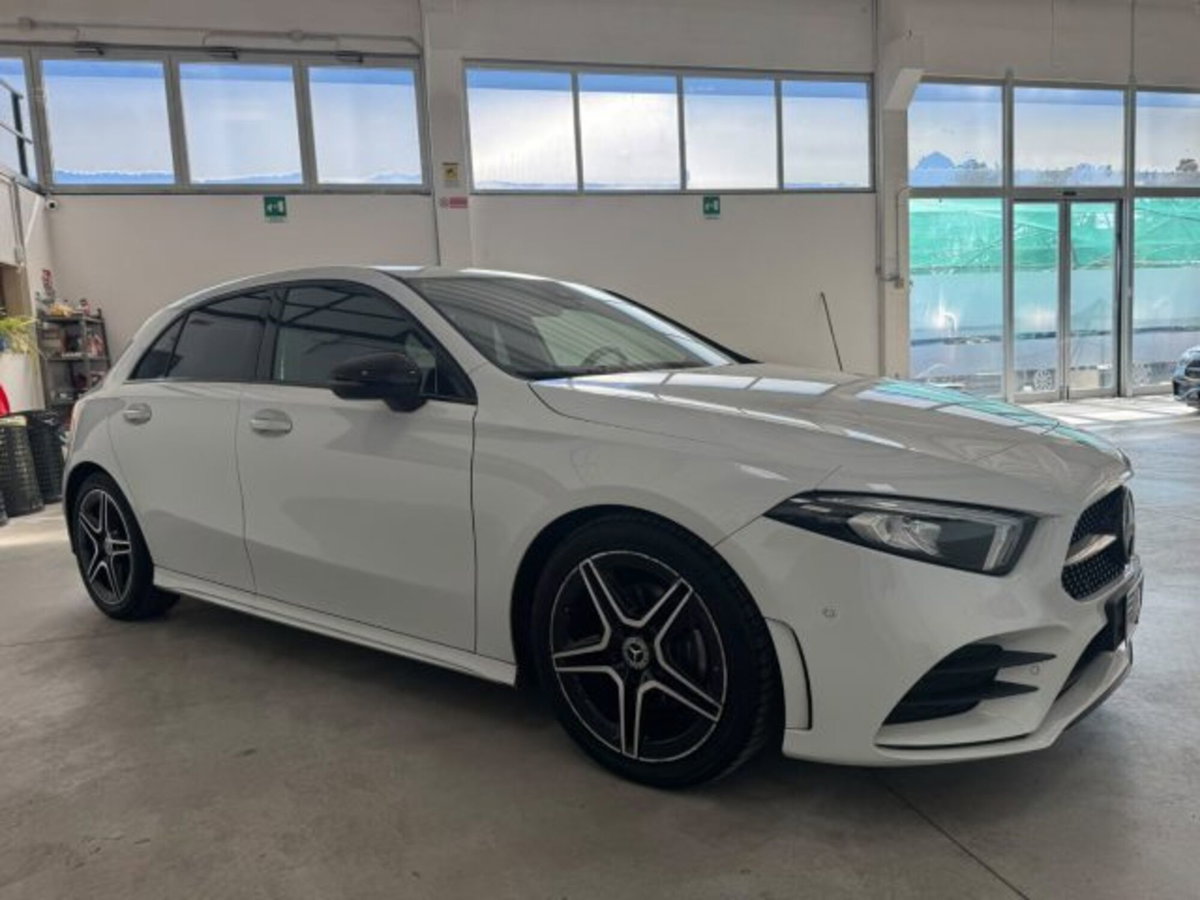 Mercedes-Benz GLB 200 d AMG Line Premium Plus 4matic auto 7p.ti (9)