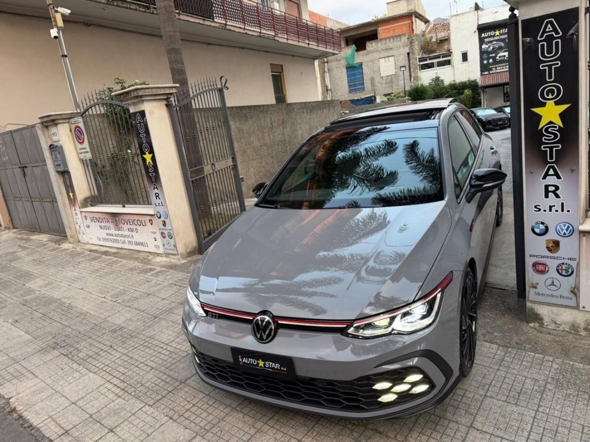 Volkswagen Golf GTI Performance 2.0 245 CV TSI 5p. BMT