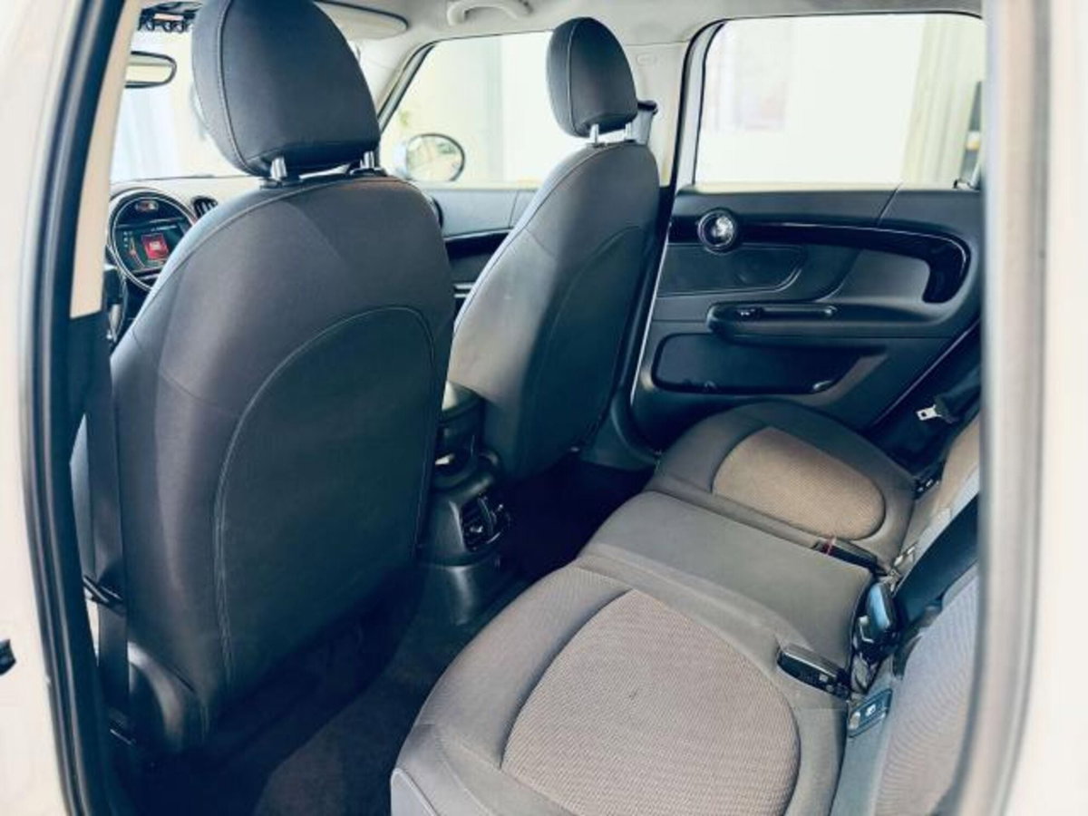 MINI Mini Countryman 2.0 Cooper D Essential Countryman (7)