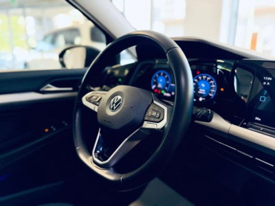 Volkswagen Golf Variant 2.0 tdi Life 115cv (12)