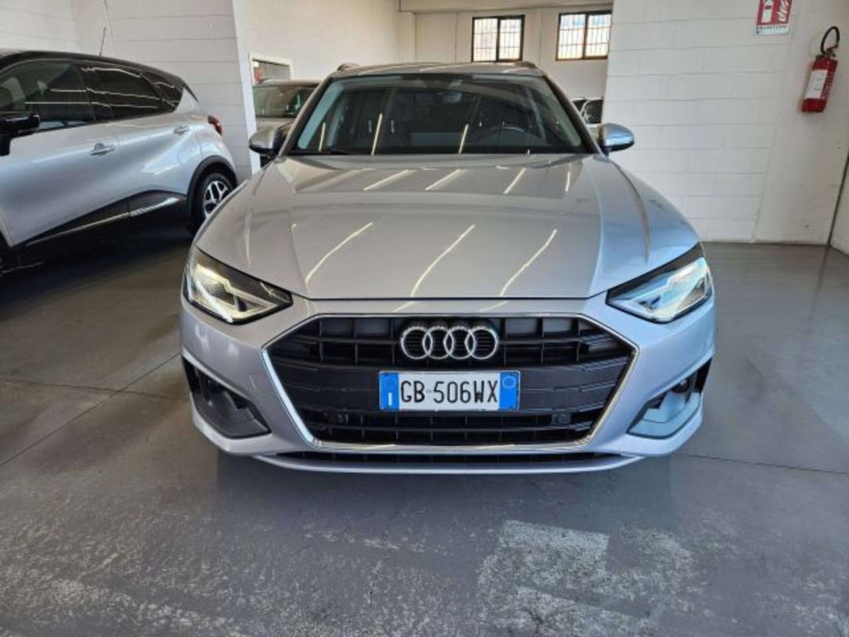 Audi A4 Avant 35 2.0 tdi mhev Business Advanced 163cv s-tronic (2)
