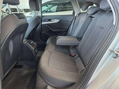 Audi A4 Avant 35 2.0 tdi mhev Business Advanced 163cv s-tronic (9)