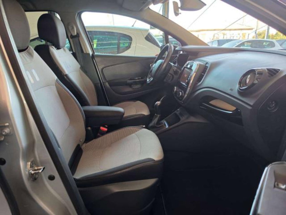 Renault Captur 0.9 TCe 12V 90 CV Start&Stop Energy R-Link (10)