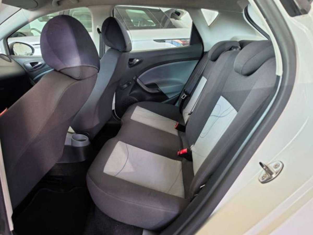 SEAT Ibiza 1.2 70 CV 5p. Reference (9)