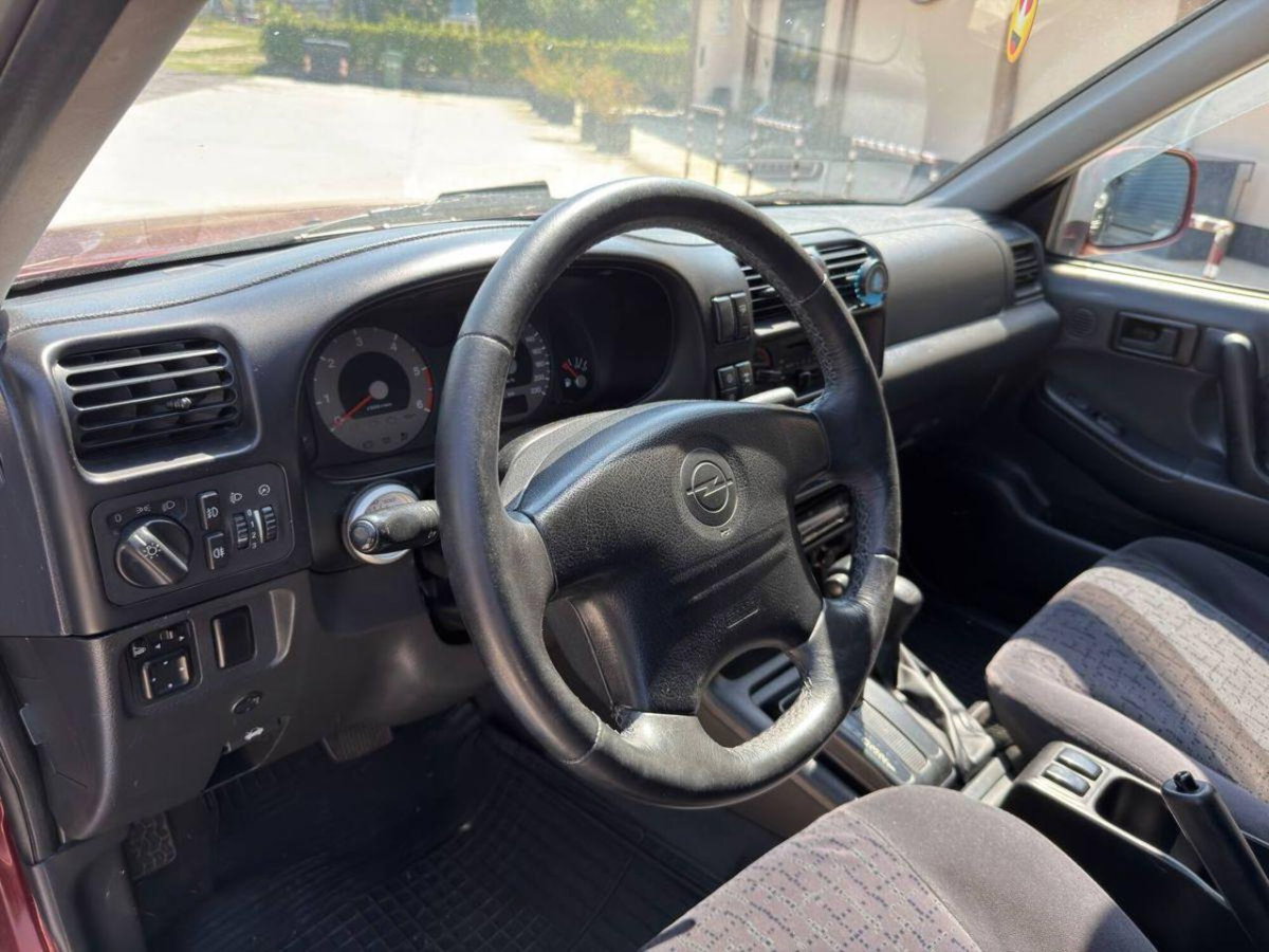 Opel Frontera 16V cat 3 porte Sport Barbour (14)