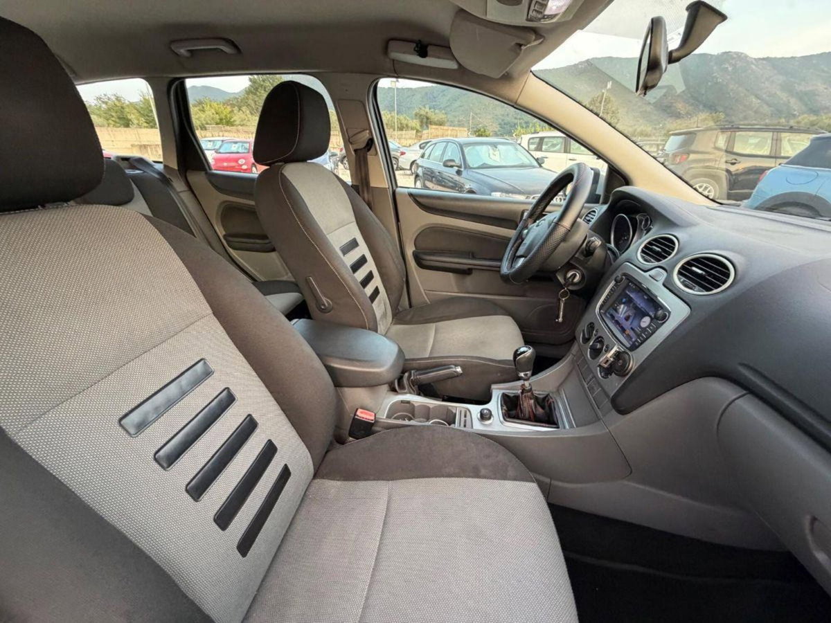 Ford Focus 1.6 TDCi (110CV) 5p. ECOnetic DPF (9)