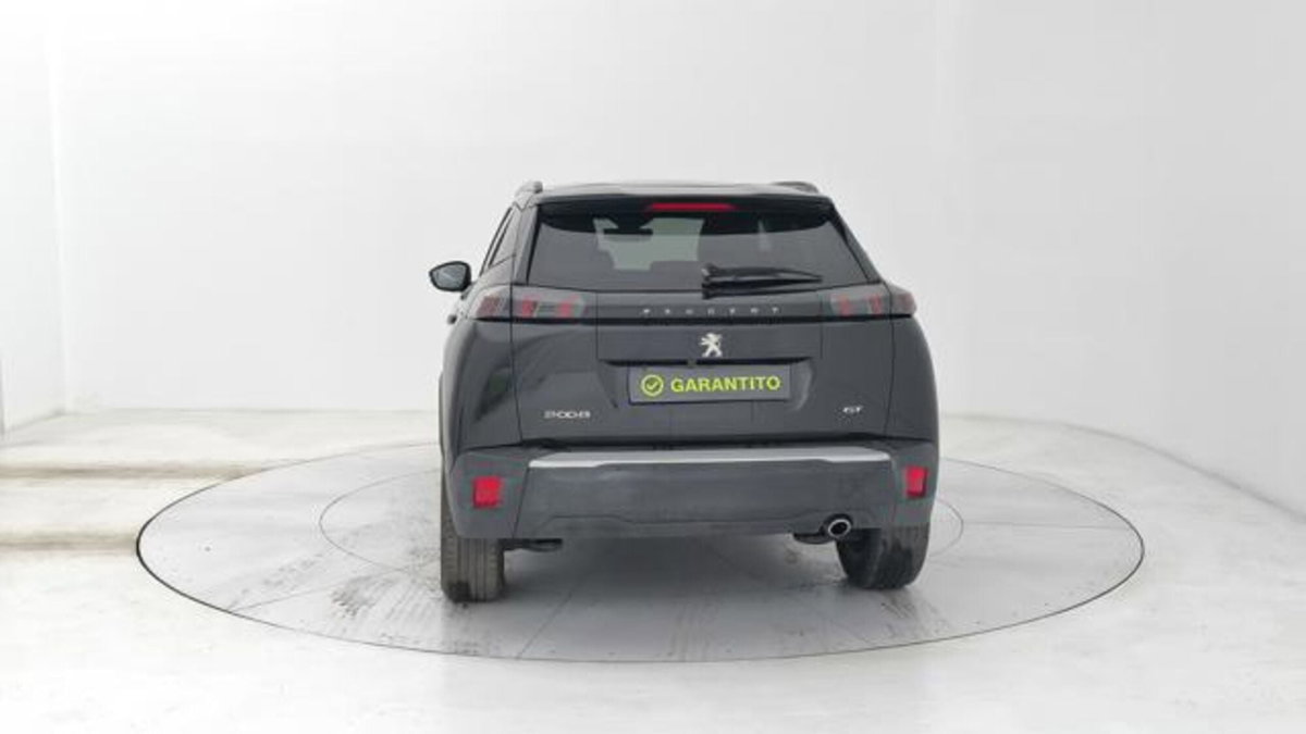 Peugeot 2008 BlueHDi 130 S&S EAT8 GT Pack (4)