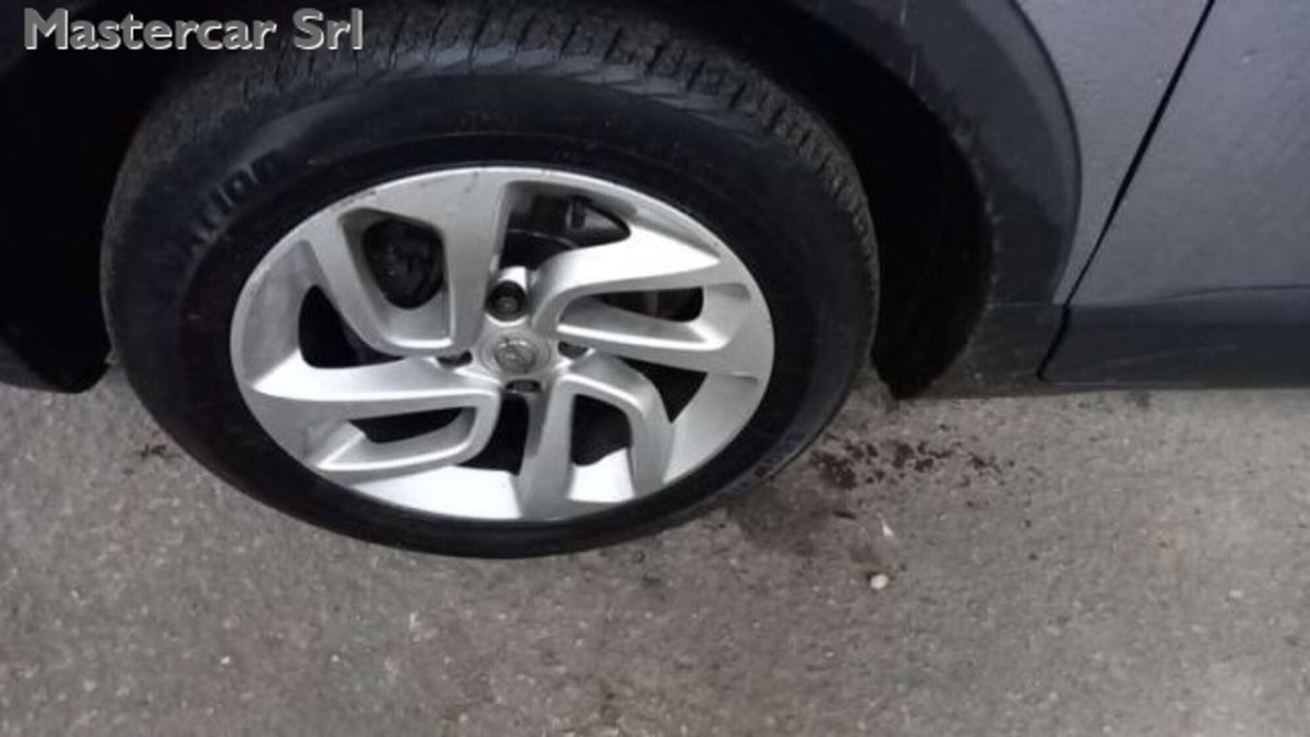 Opel Crossland X 1.2 12V Innovation (14)