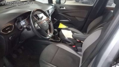 Opel Crossland X 1.2 12V Innovation (7)
