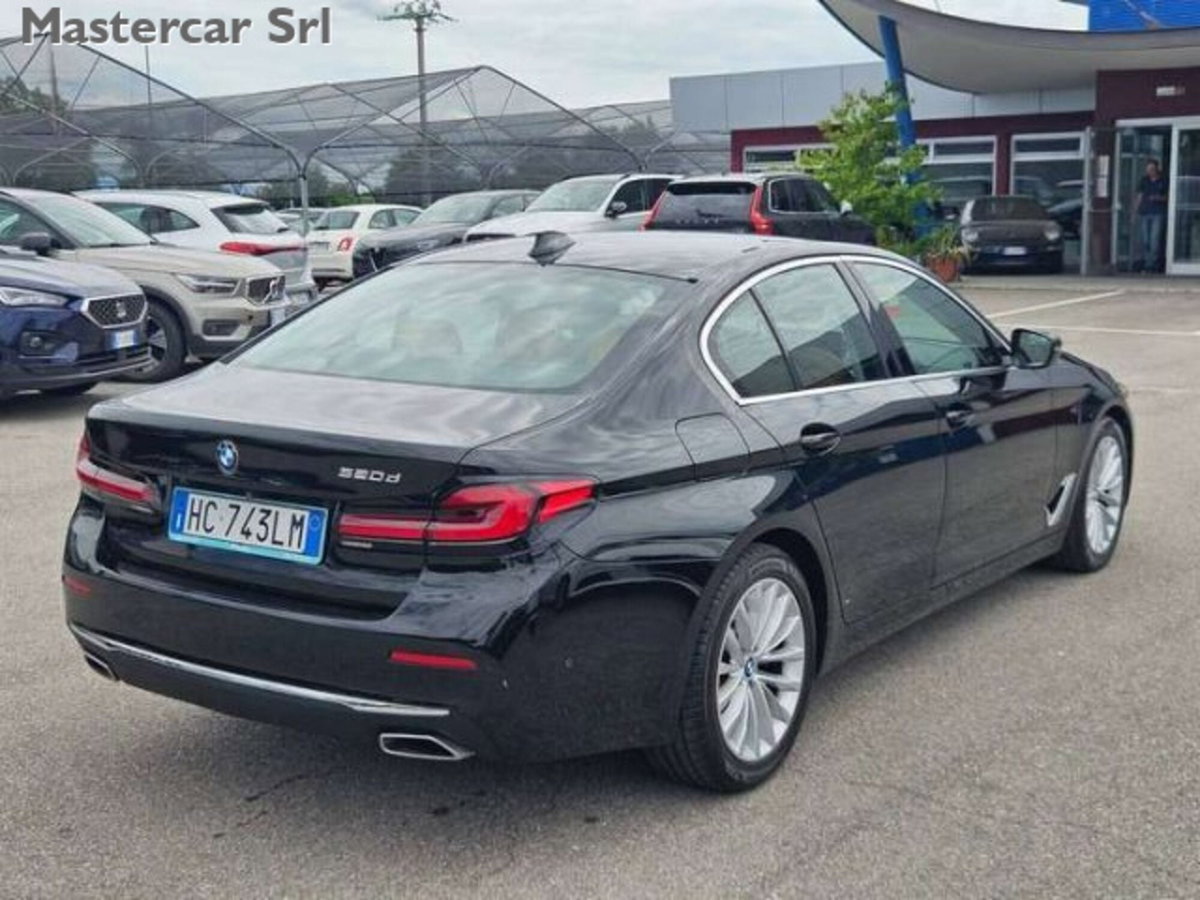 BMW Serie 5 520 (7)