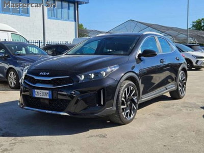 Kia XCeed 1.6 crdi mhev Business 136cv dct (2)
