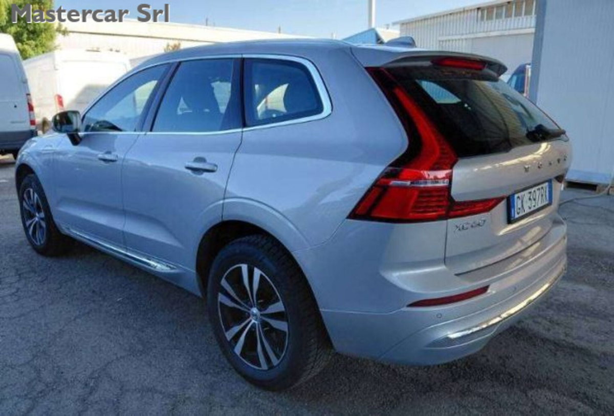 Volvo XC60 T6 Recharge AWD Plug-in Hybrid Inscription Expression (3)