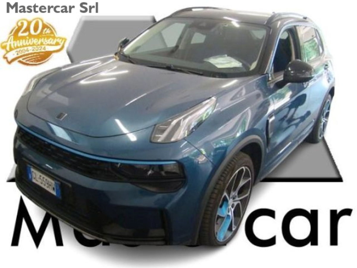 Lynk & Co 01 01 1.5 td phev