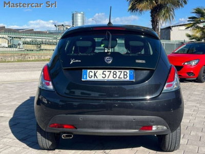 Lancia Ypsilon 1.0 FireFly 5 porte S&S Hybrid Gold Plus (7)