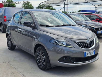 Lancia Ypsilon 1.0 FireFly 5 porte S&S Hybrid Gold Plus (3)