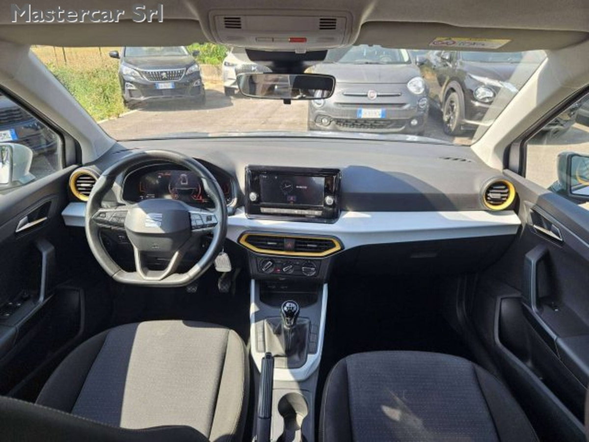 SEAT Arona 1.0 ecotsi Style 95cv (10)