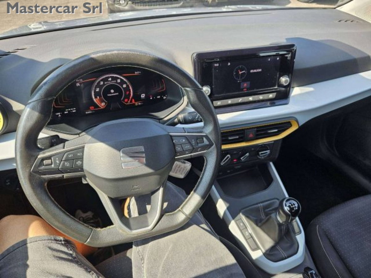 SEAT Arona 1.0 ecotsi Style 95cv (13)