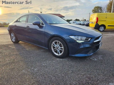 Mercedes-Benz CLA 200 d Business (4)