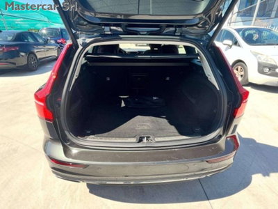 Volvo V60 T8 Recharge AWD Plug-in Hybrid Inscription (13)